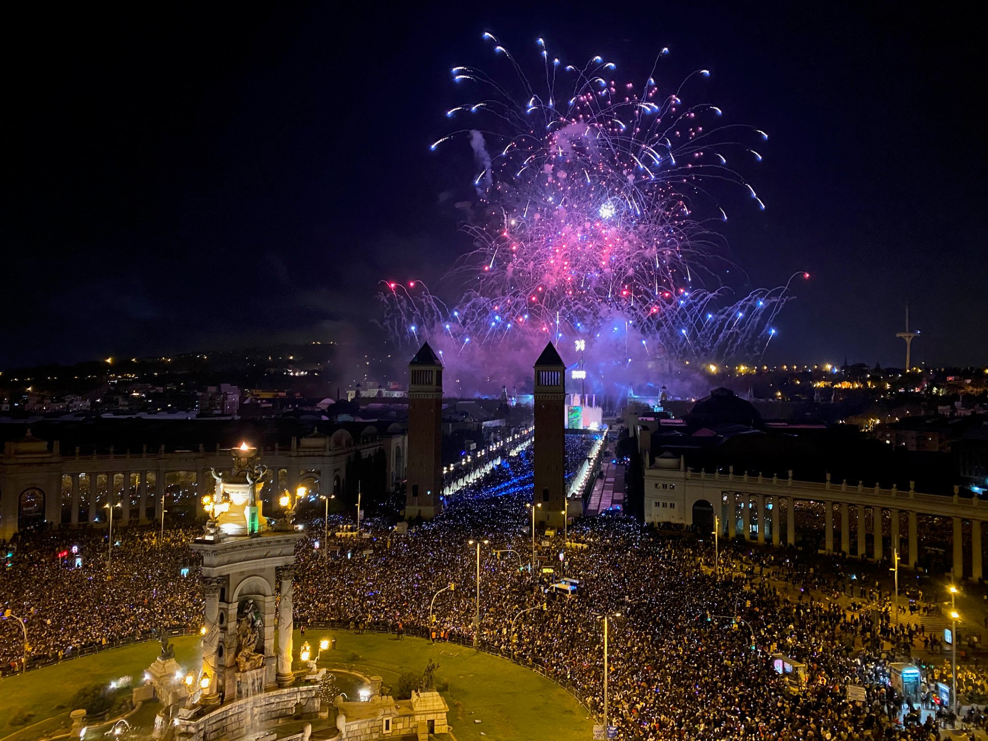 Réveillon du Nouvel An à Barcelone (Nochevieja) 20252026 Rove.me