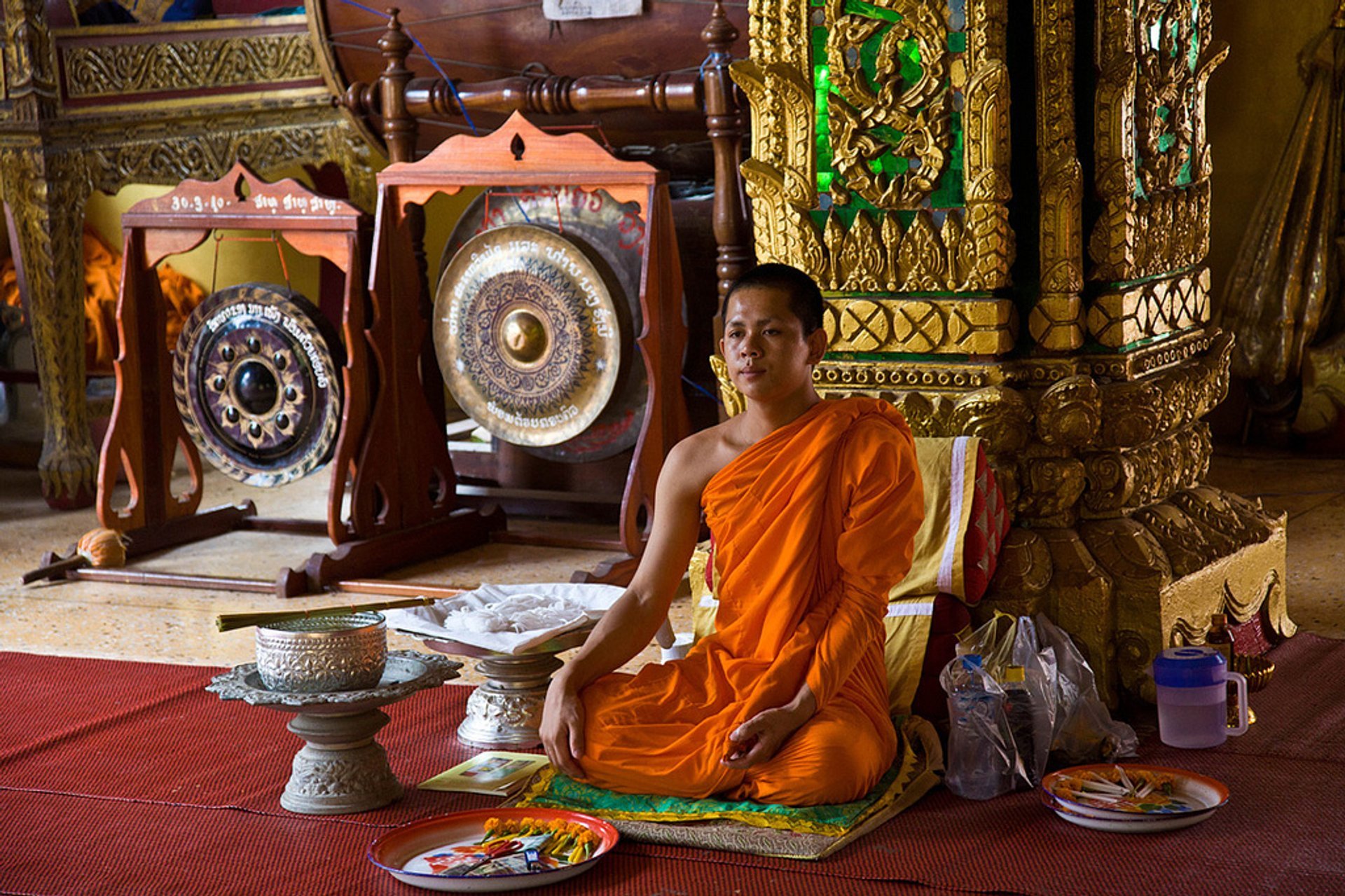 Meditation during Buddhist Holidays