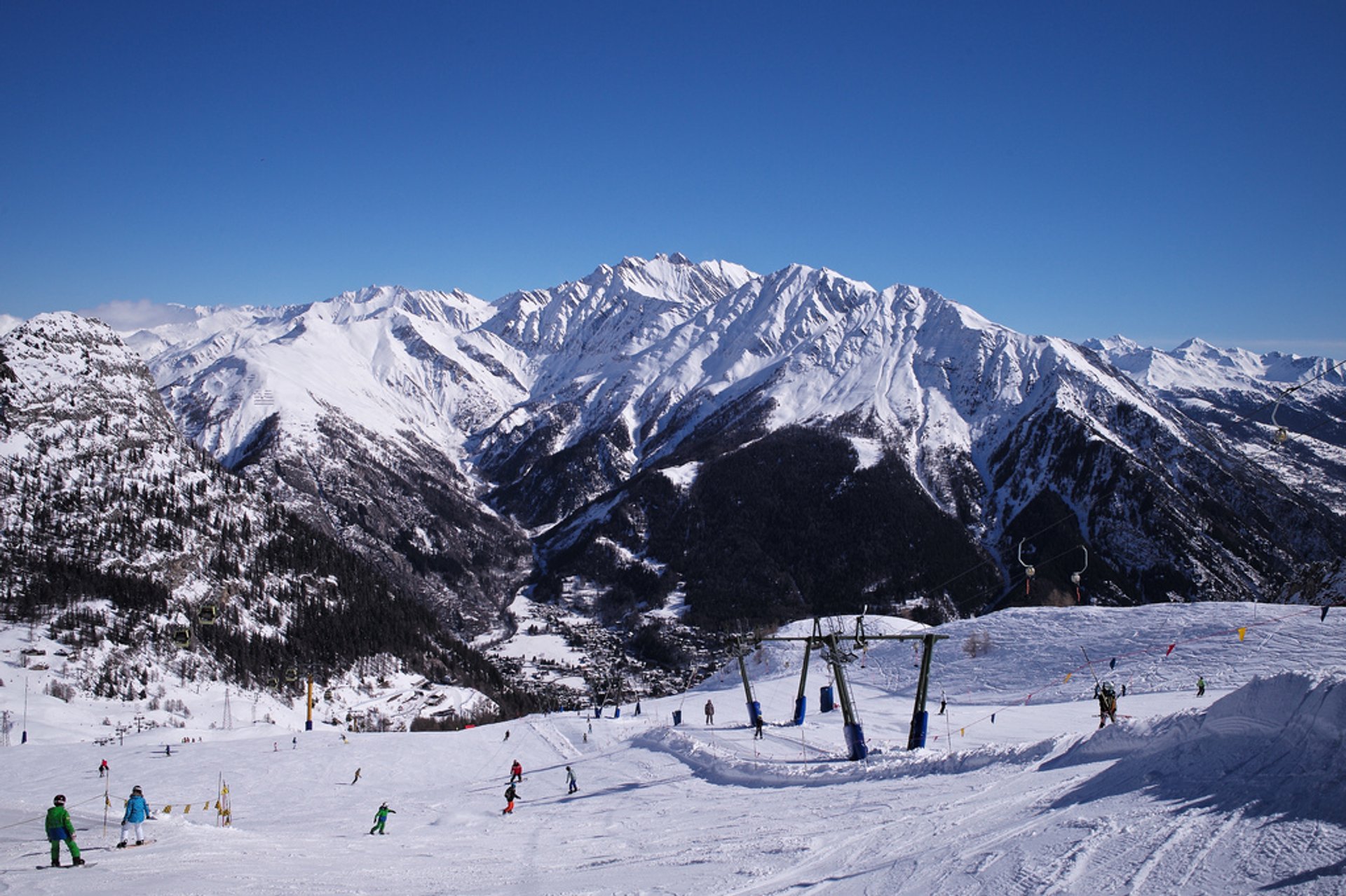 Best time for Skiing & Snowboarding in Italy 2024 Best Season