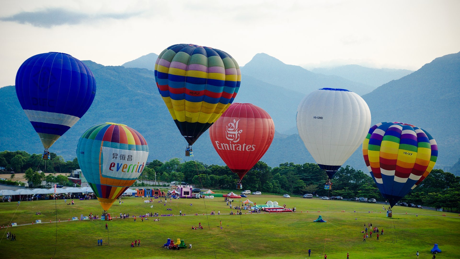 hot air balloon rally