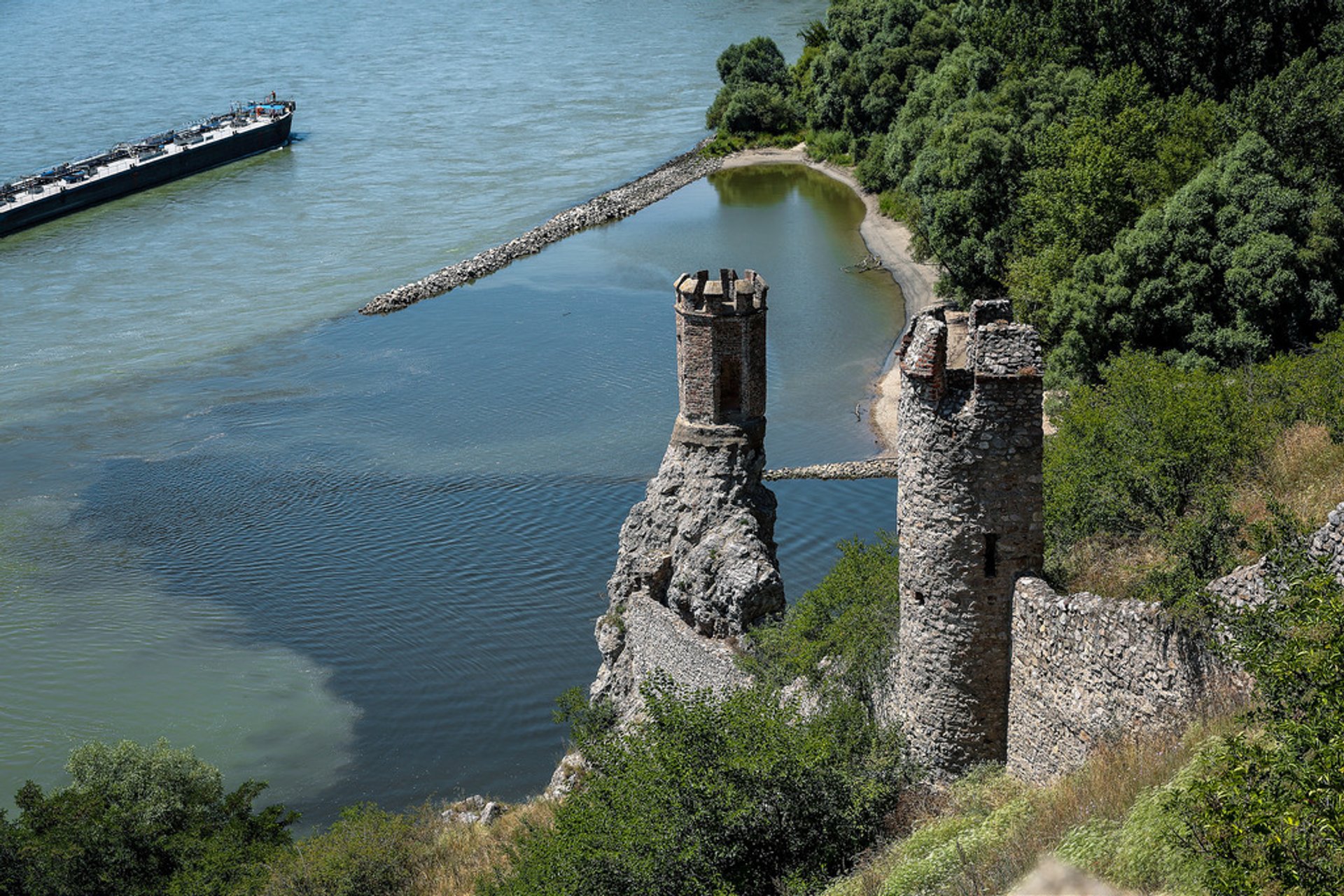 Espectáculo de Caballeros Medievales en el Castillo Devín