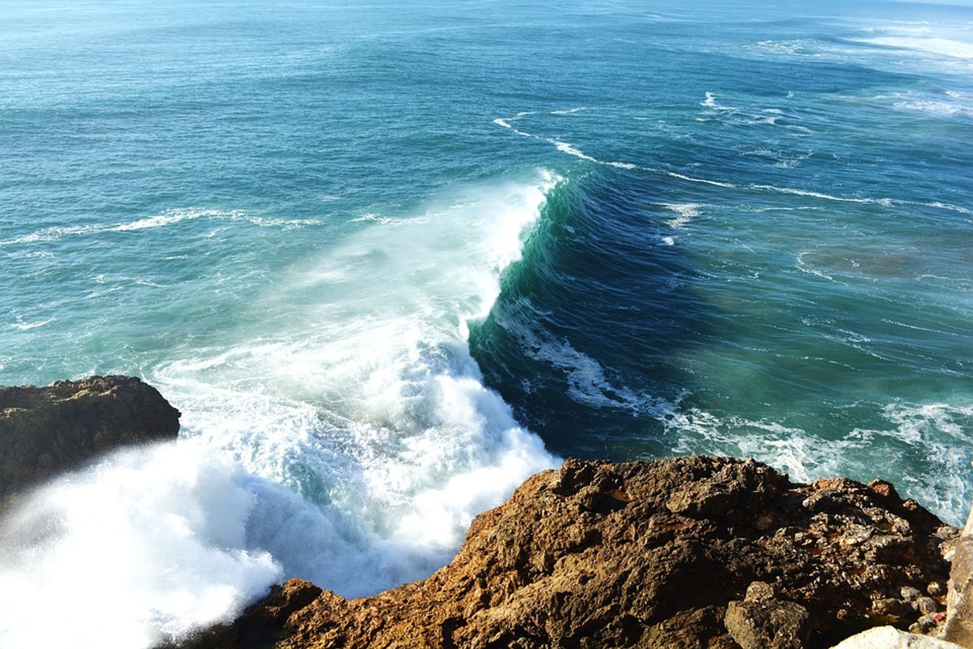 Die Wellen von Nazare