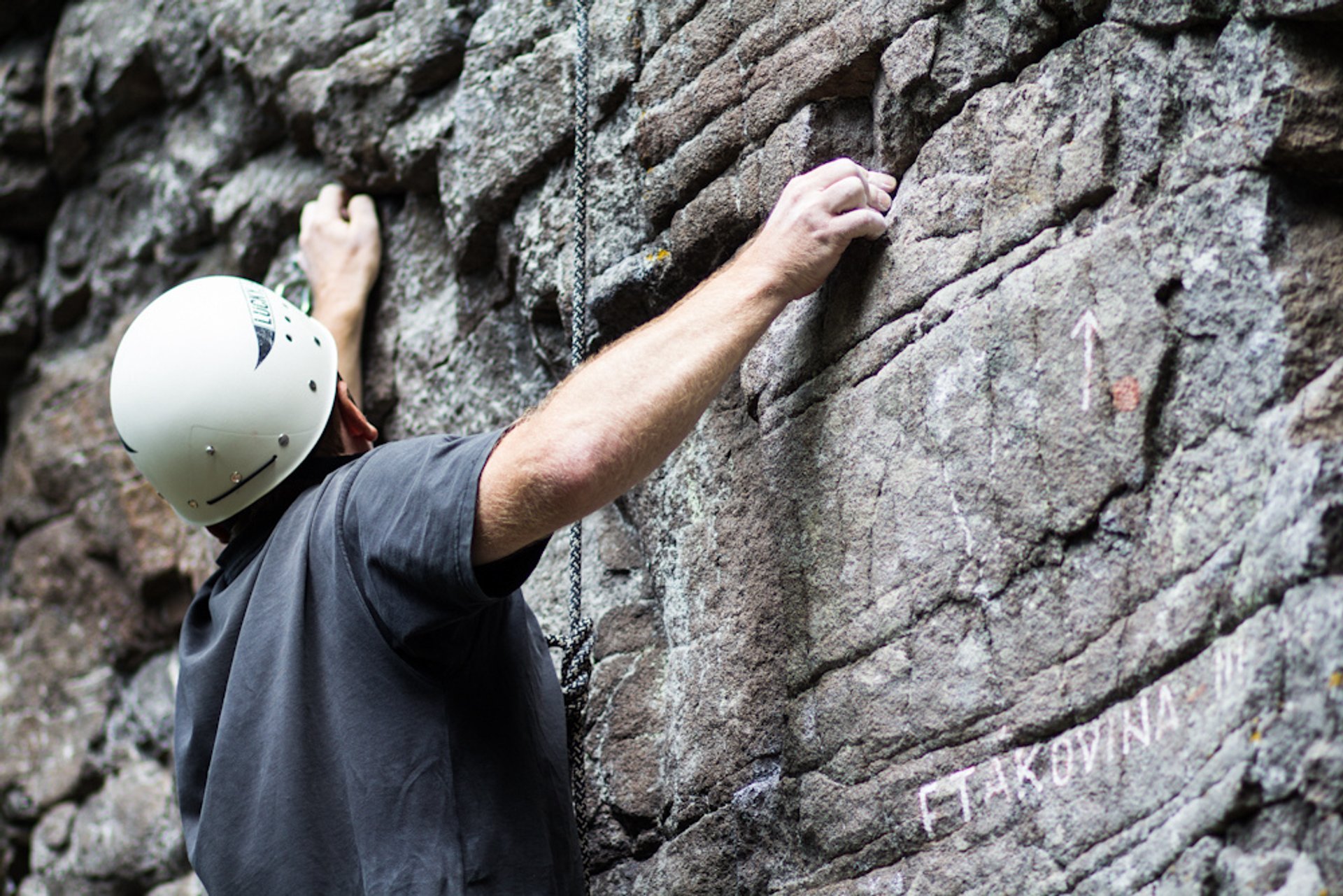 Escalada em falésia