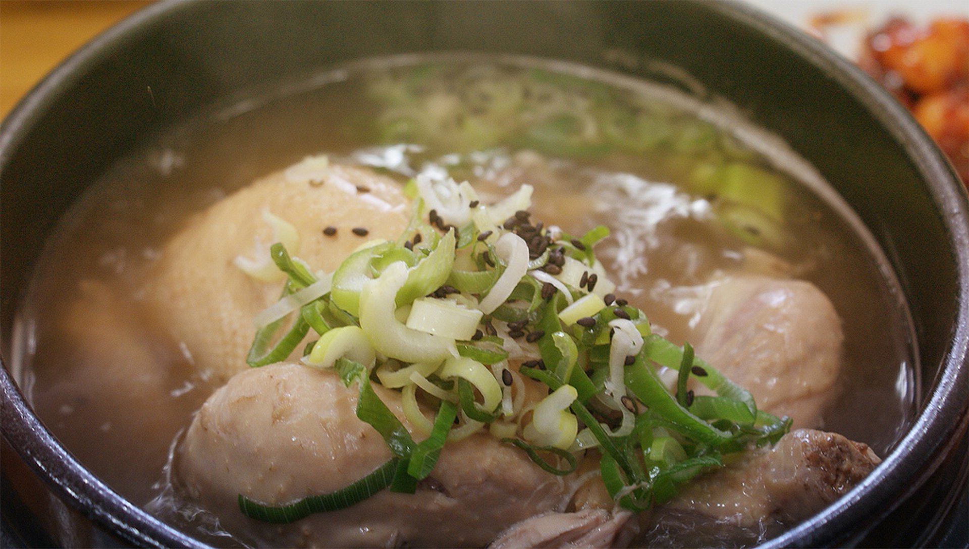 Eat Samgyetang on the Hottest Day