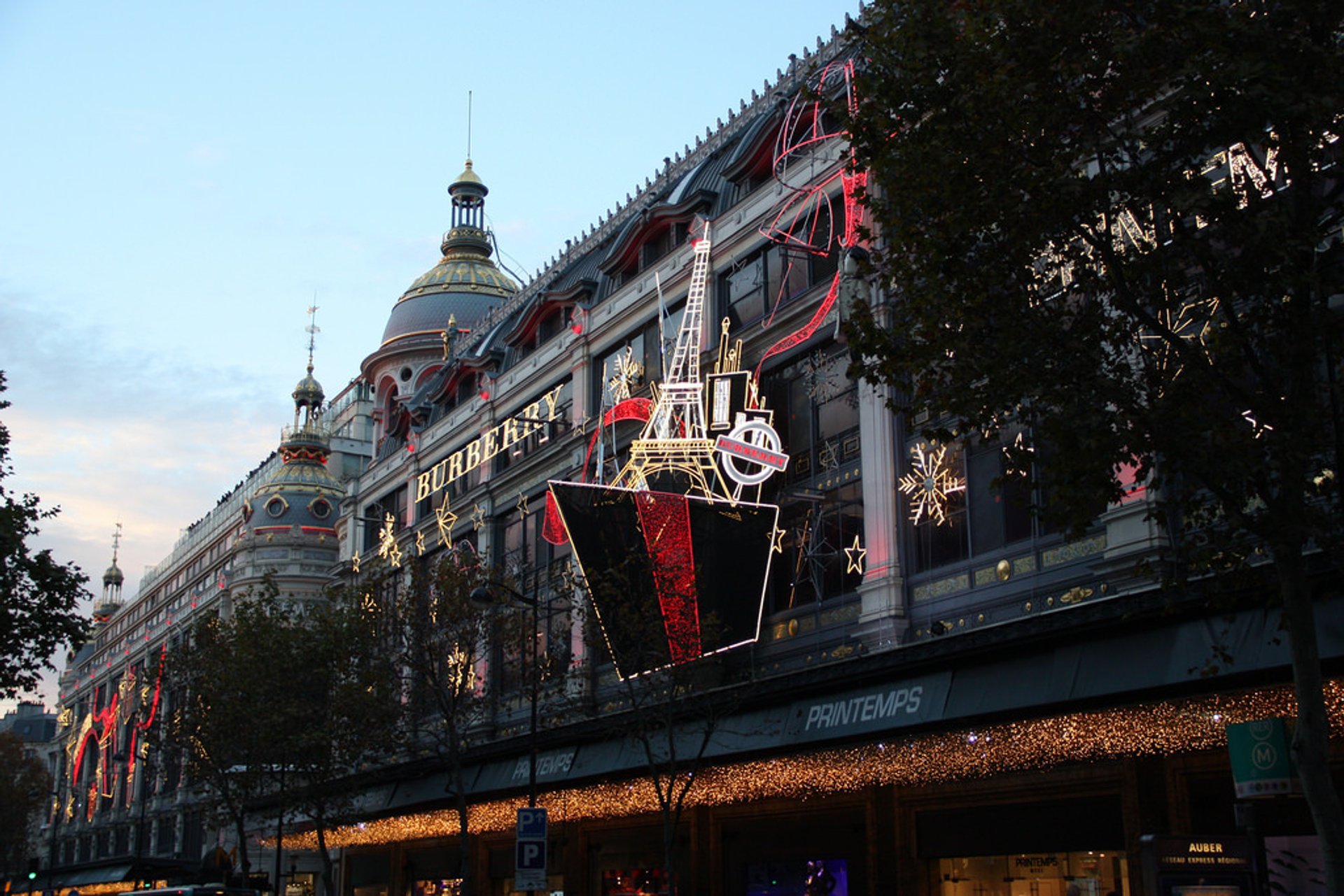 Paris at Christmas with The Champs Elysées & the Arc de Triomphe 2023