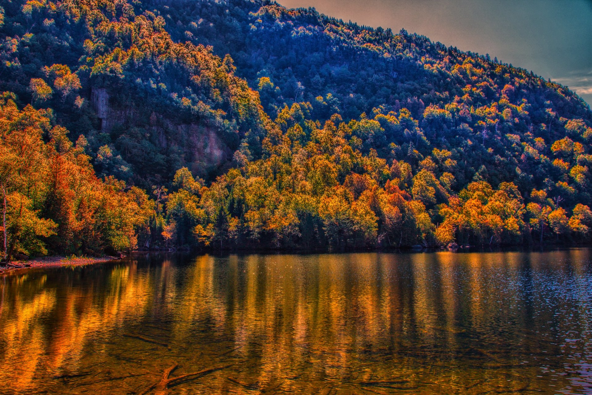 Follaje de otoño del Lago Placid