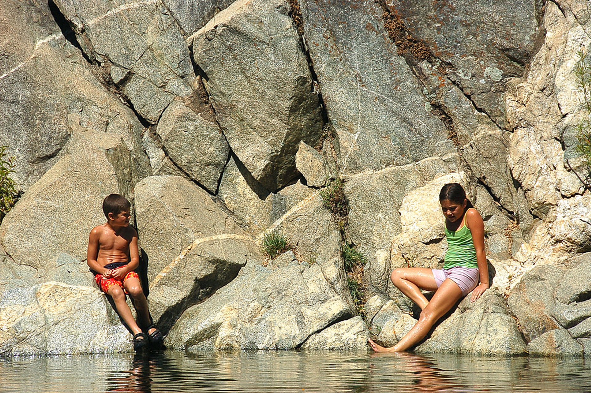 Nadando en el Río Yuba Sur 