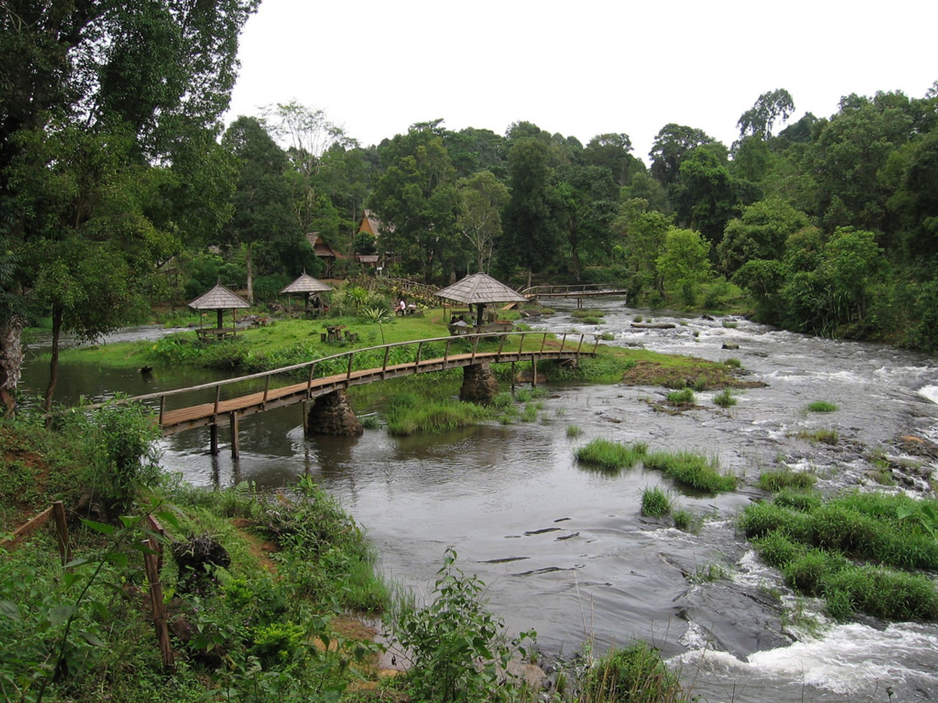 Trekking para Bolaven Plateau & Tad Fane Cascata