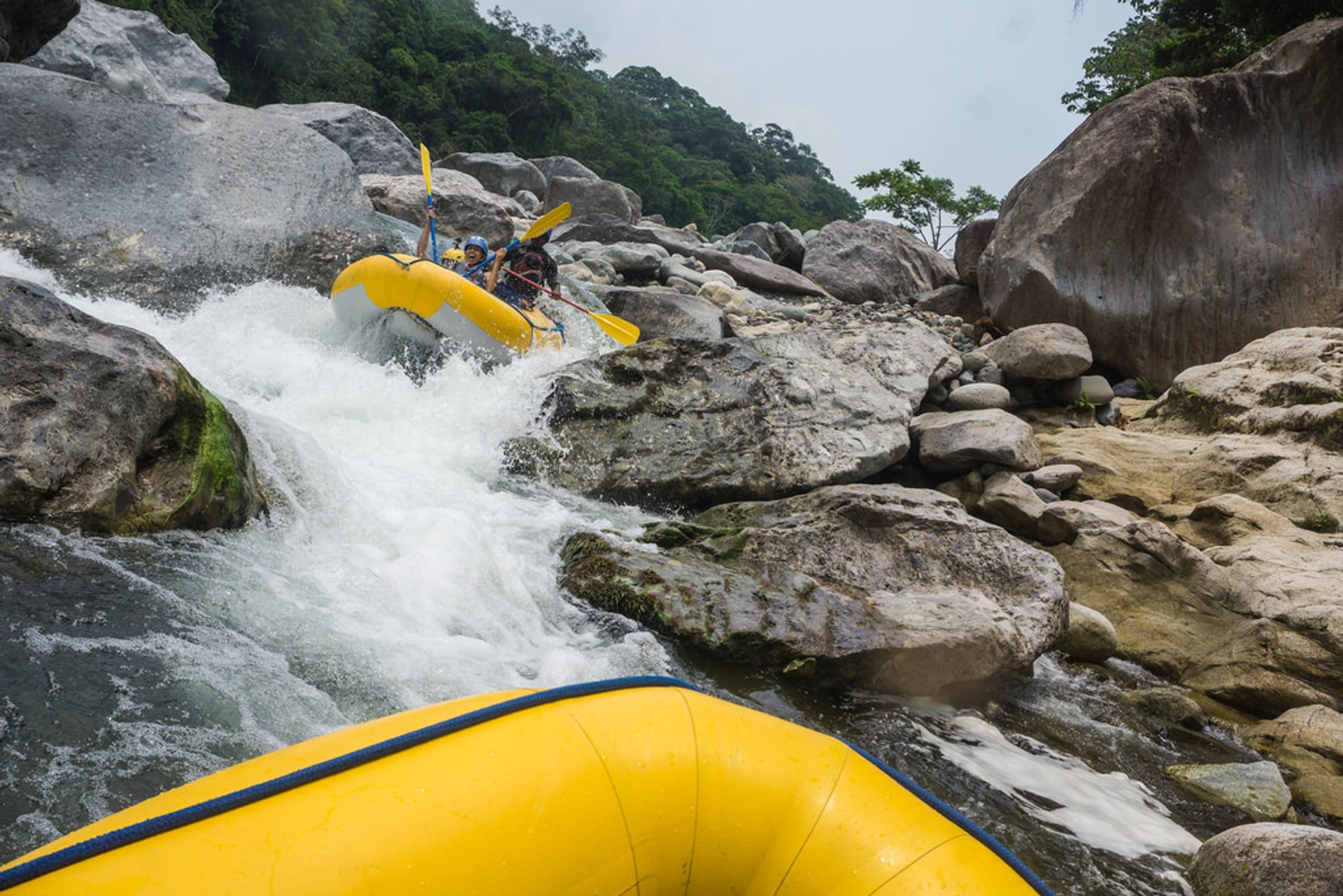 Rafting y kayak de aguas blancas