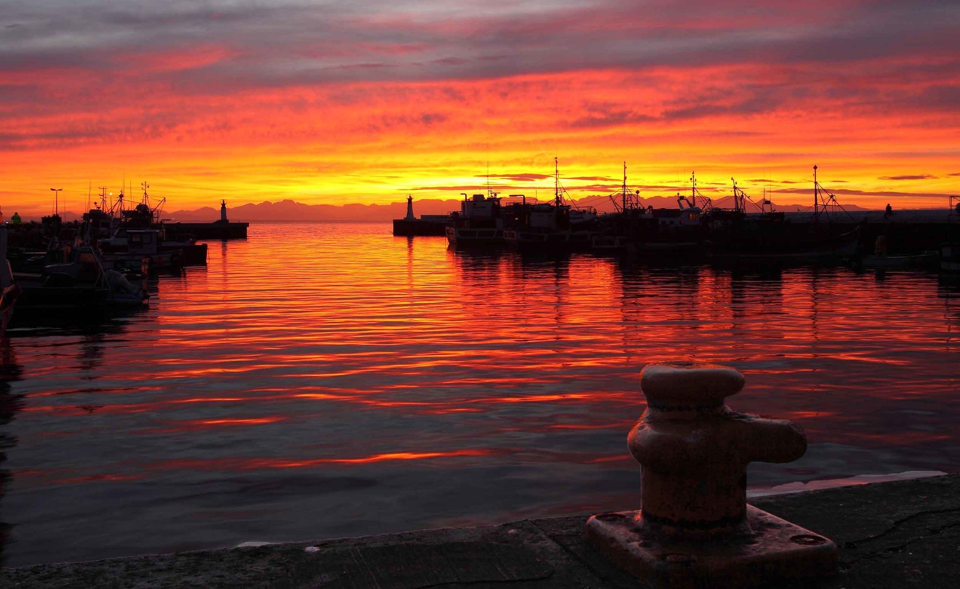 Couchers de soleil rouges