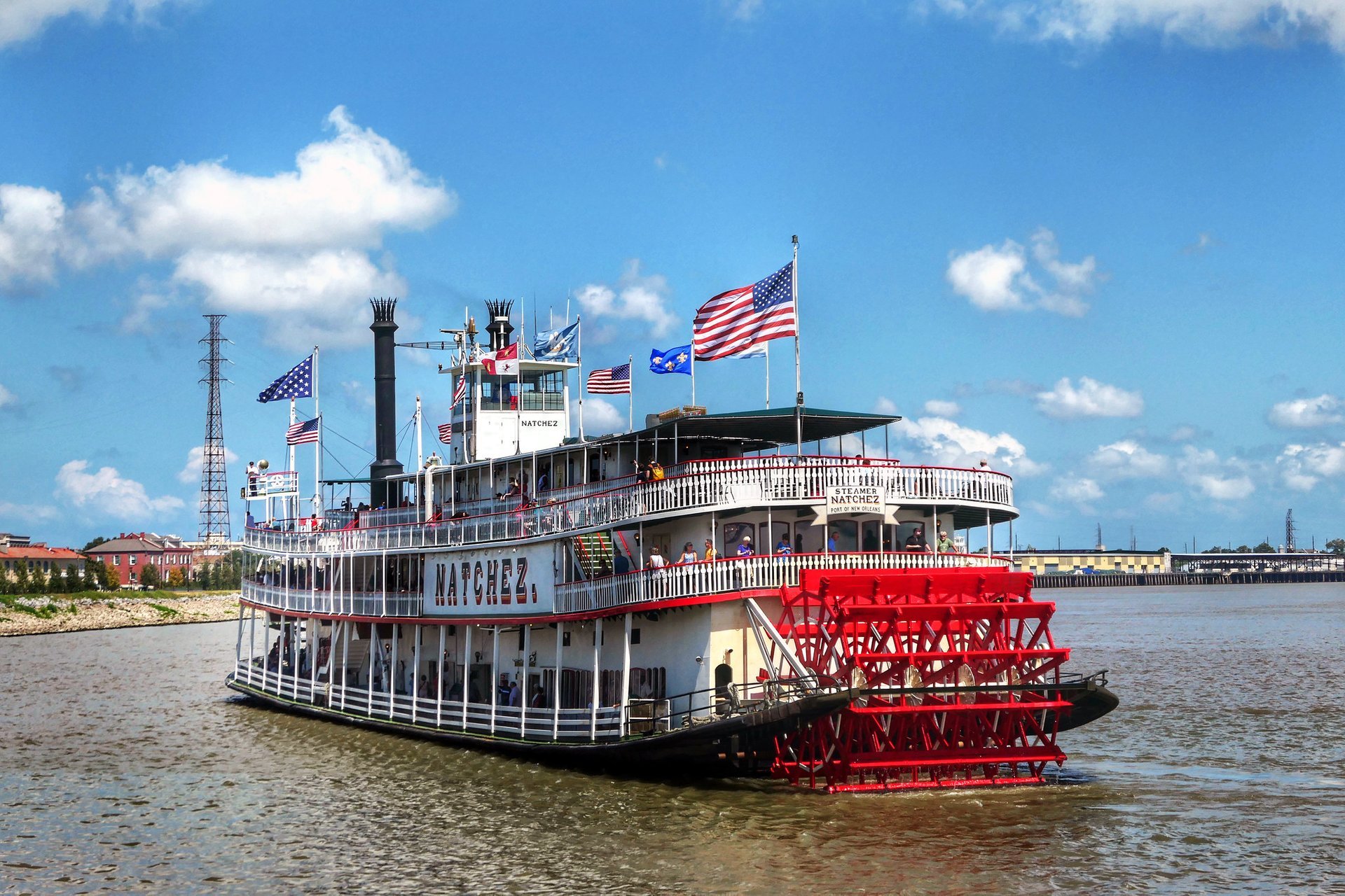 Cruzeiros em barco a vapor (Paddlewheeler Cruises)