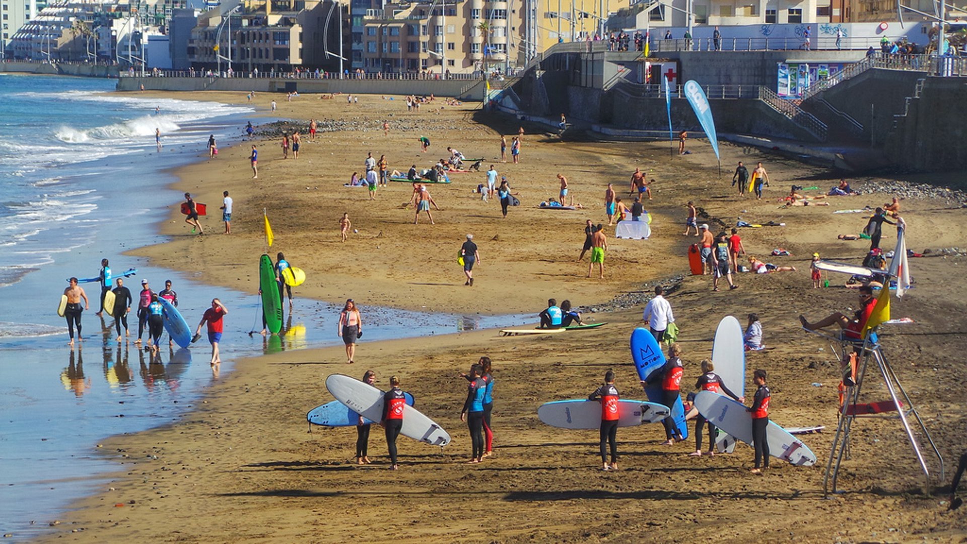 Surfen oder Wellenreiten