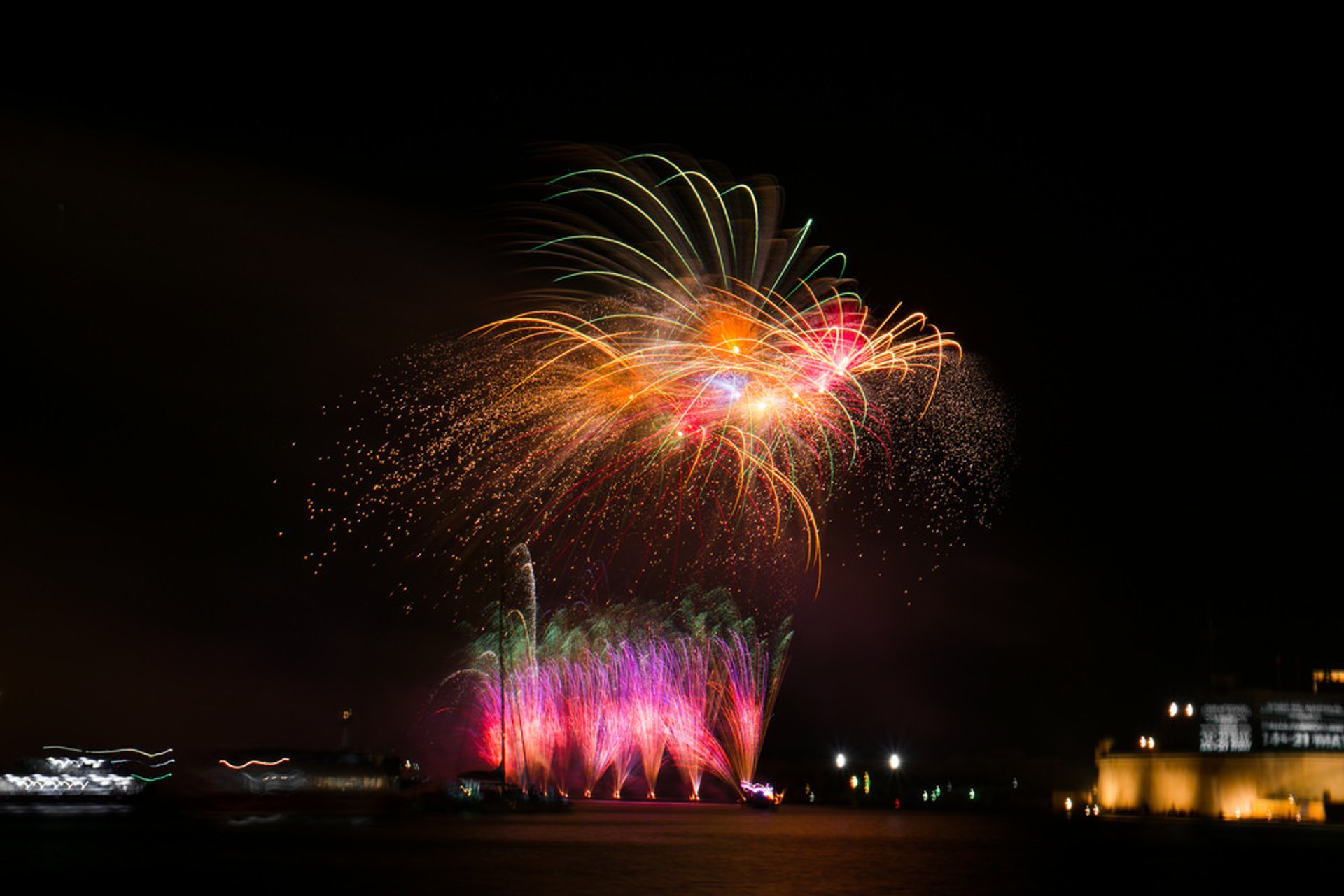 O Festival Internacional de Fogos de artifício de Malta