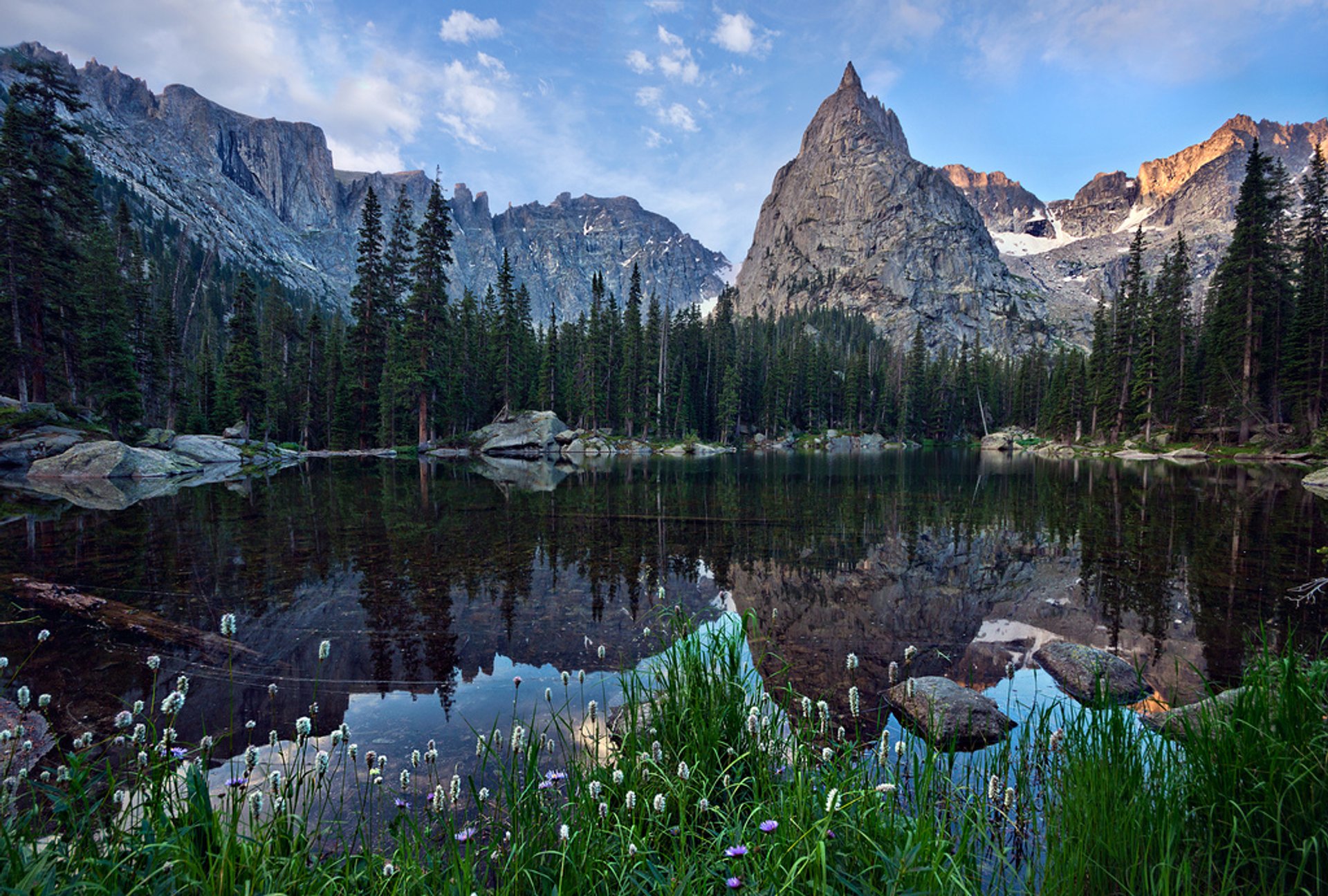 Lone Eagle Peak