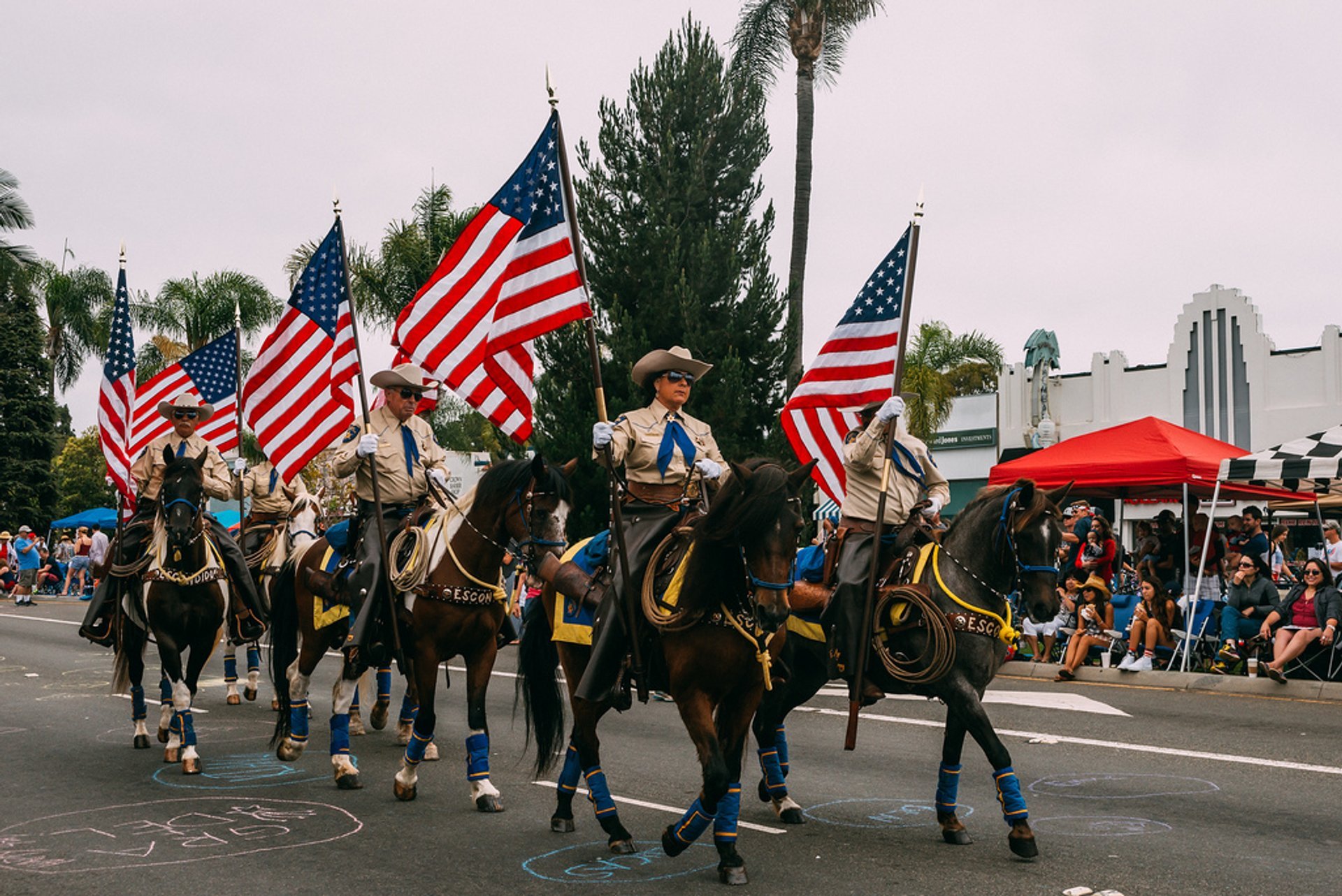 Événements du 4 juillet à San Diego, Feux d'artifice et Parade