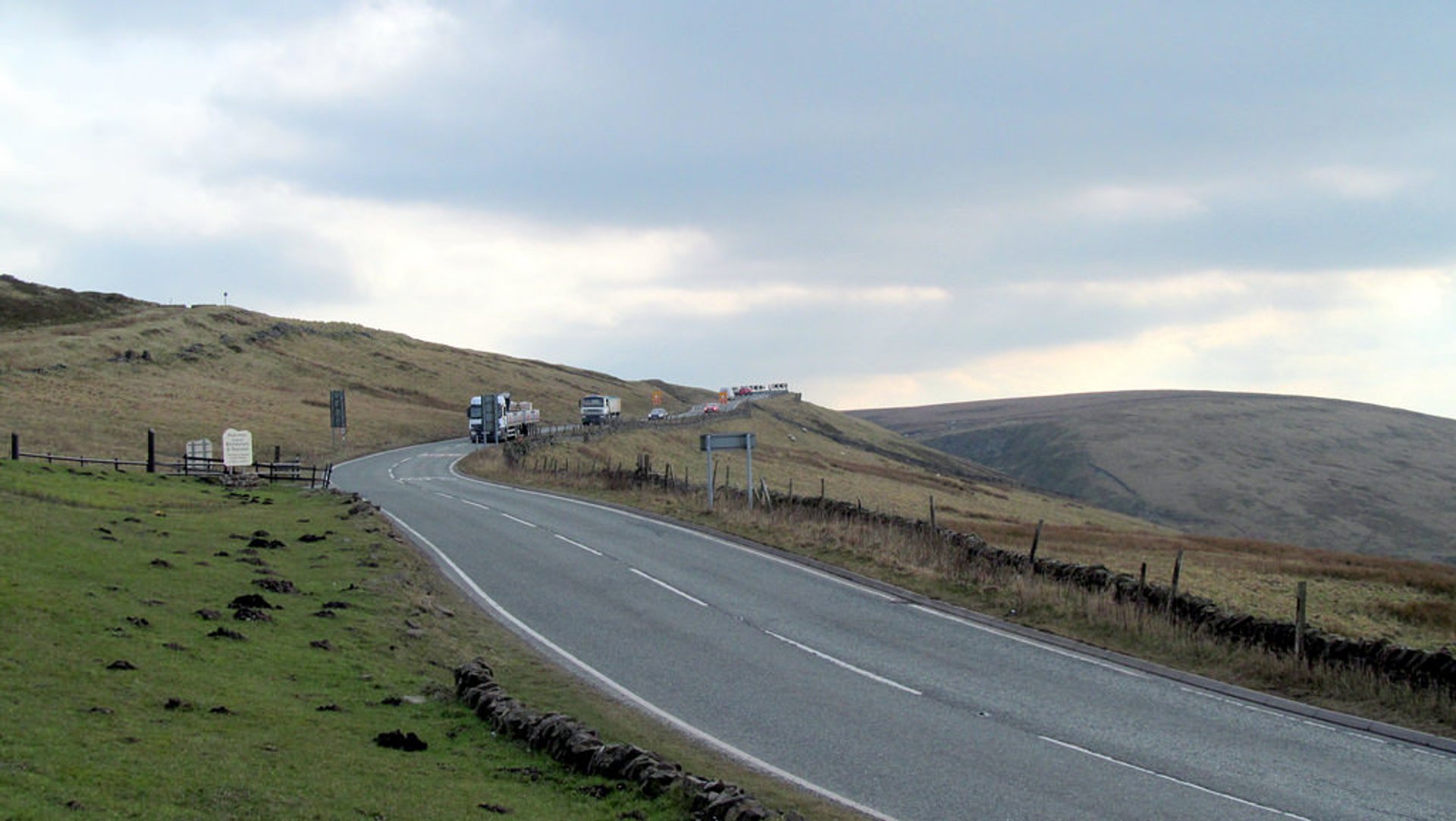 Best time for Cat and Fiddle Road in England 2024 Best Season