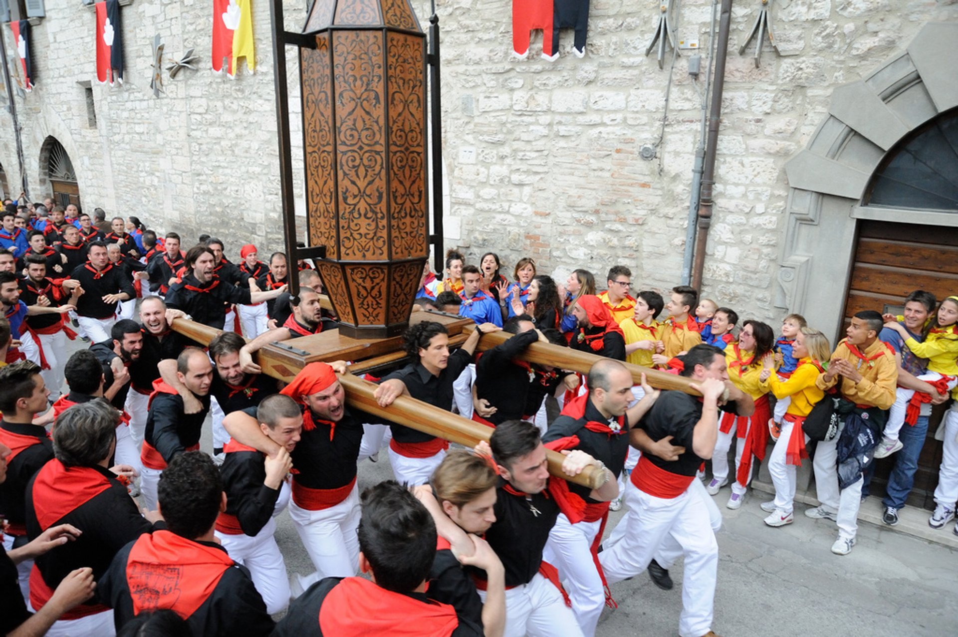 Gubbio Festa dei Ceri e Corsa dei Ceri (Raça das velas)