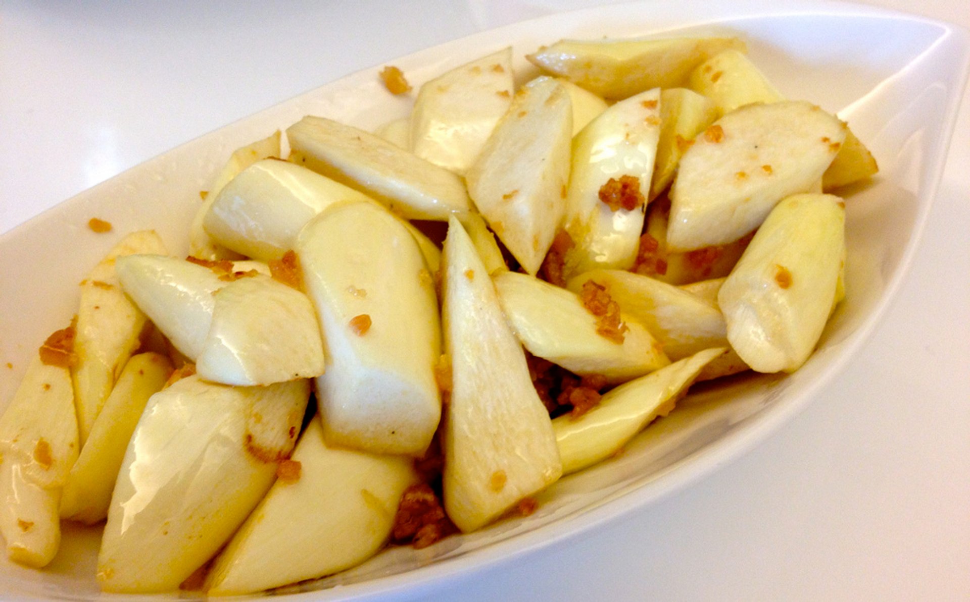 Récolte des Plats de Taro et pousses de bambou