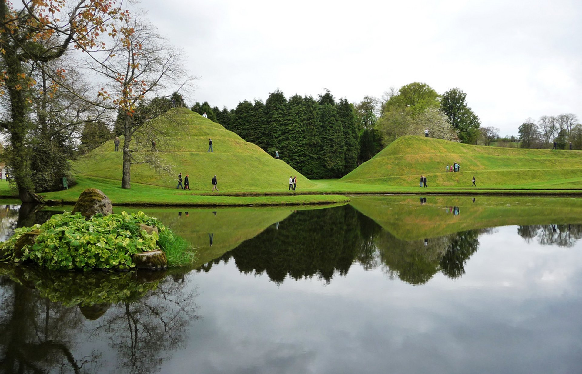 Best Time For Garden Of Cosmic Speculation In Scotland 2021 Rove Me