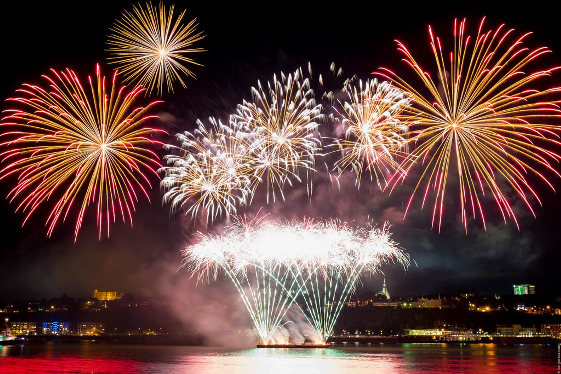 Les Grands Feux LotoQuébec (Fireworks Festival) 2022 in Quebec Dates