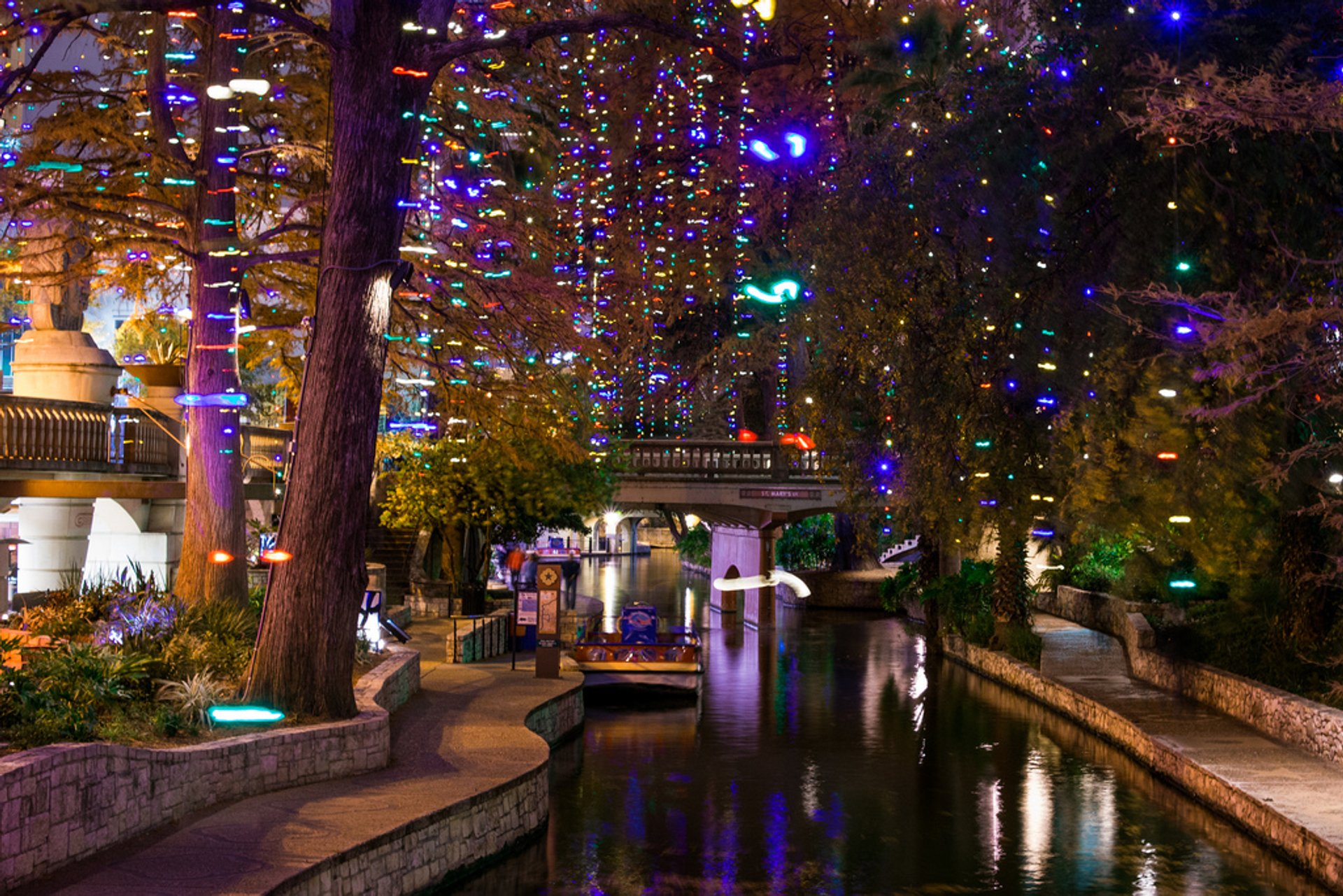 Ford Holiday River Parade 2023 in Texas Dates