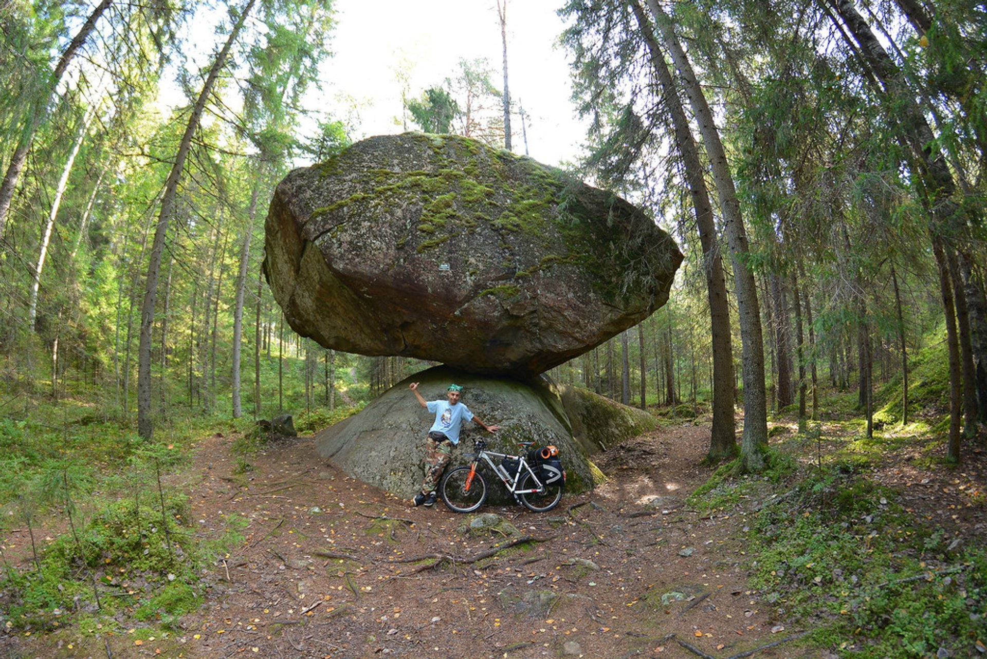 Kummakivi Balancing Rock