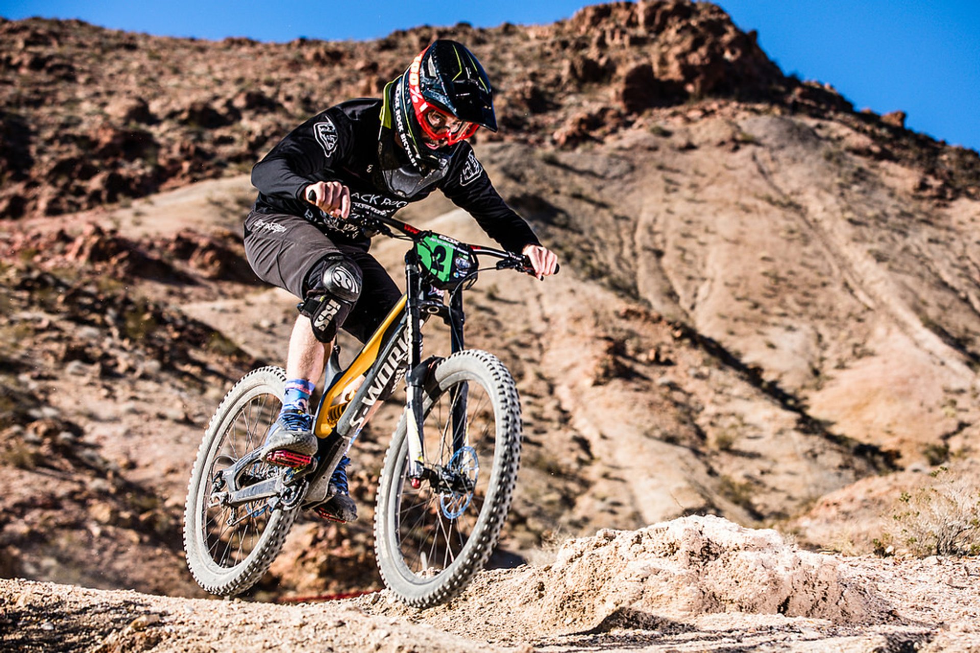 Ciclismo de montaña alrededor del lago Mead