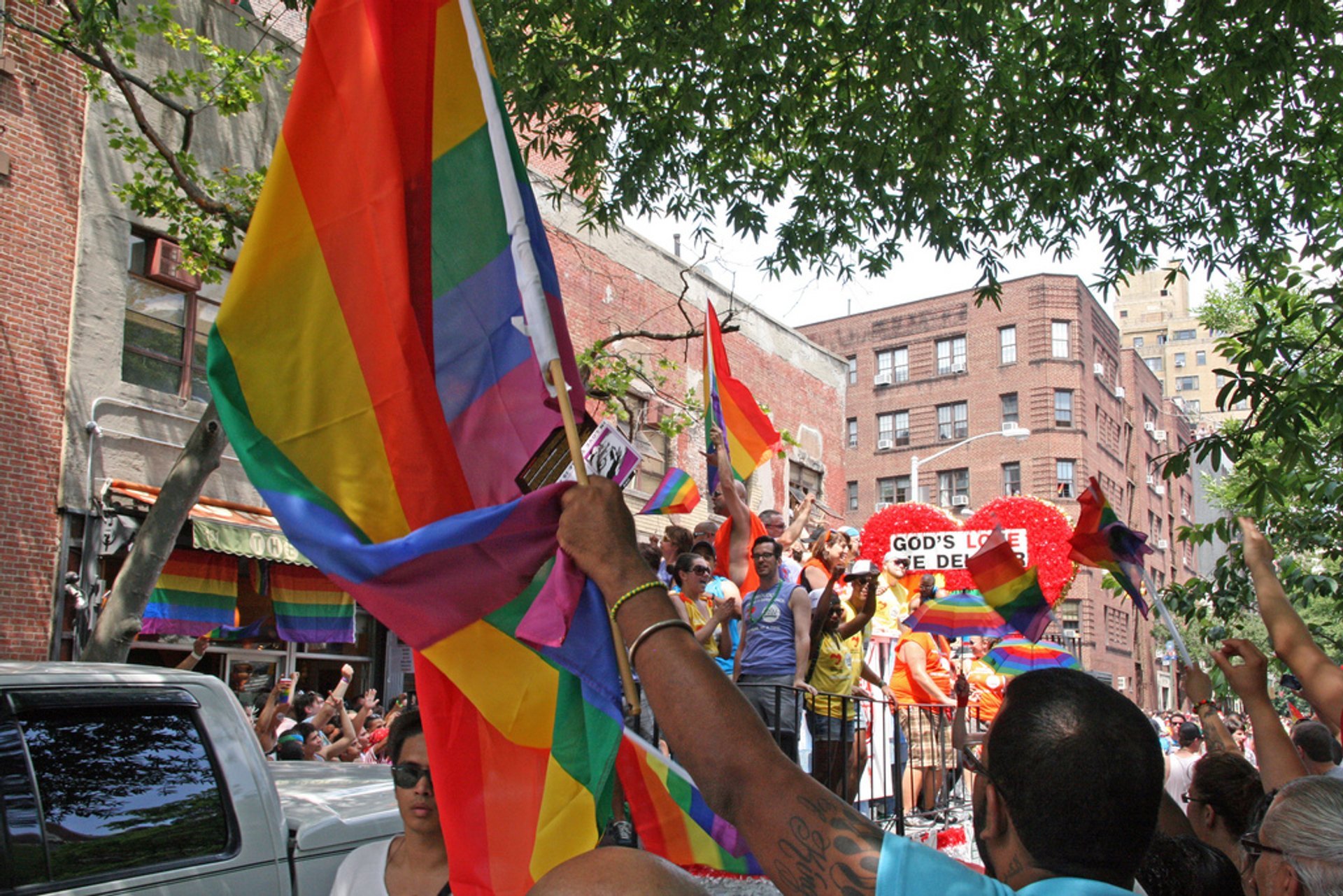 how many people does the nyc gay pride parade attract