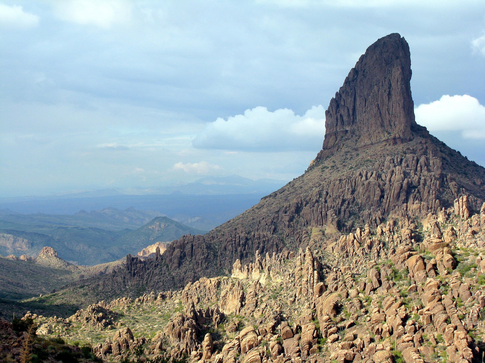 Weavers Needle