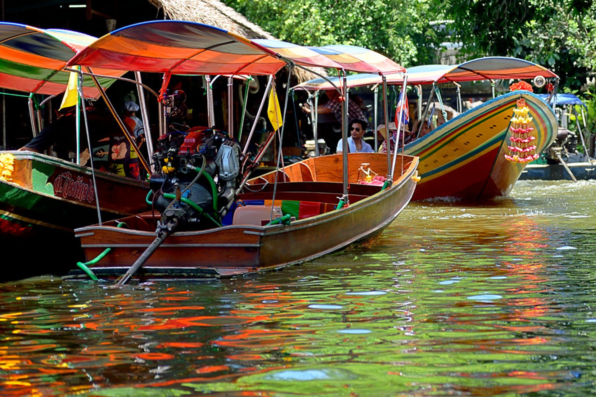 Khlong Lat Mayom floating market 2020