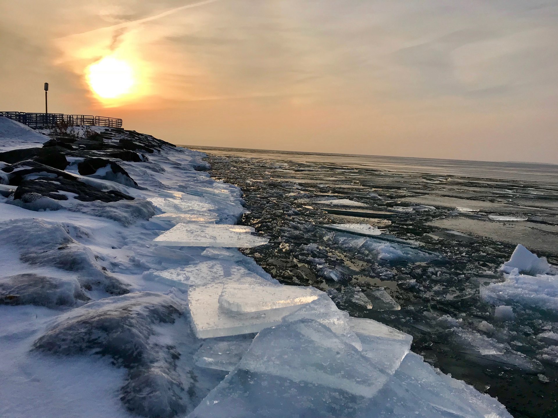 Fragmentos de hielo en los Grandes Lagos