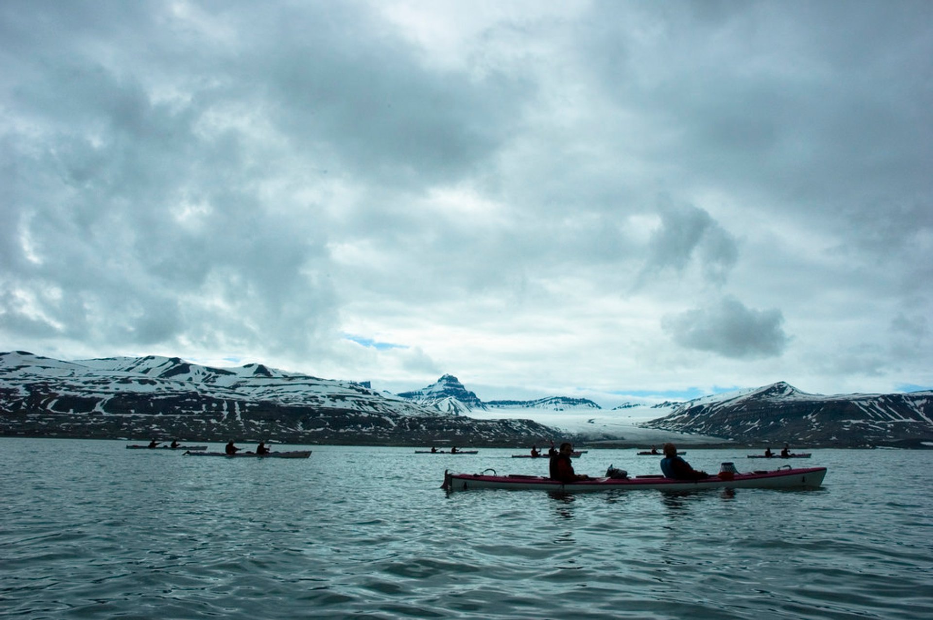 Kayaking by Glaciers