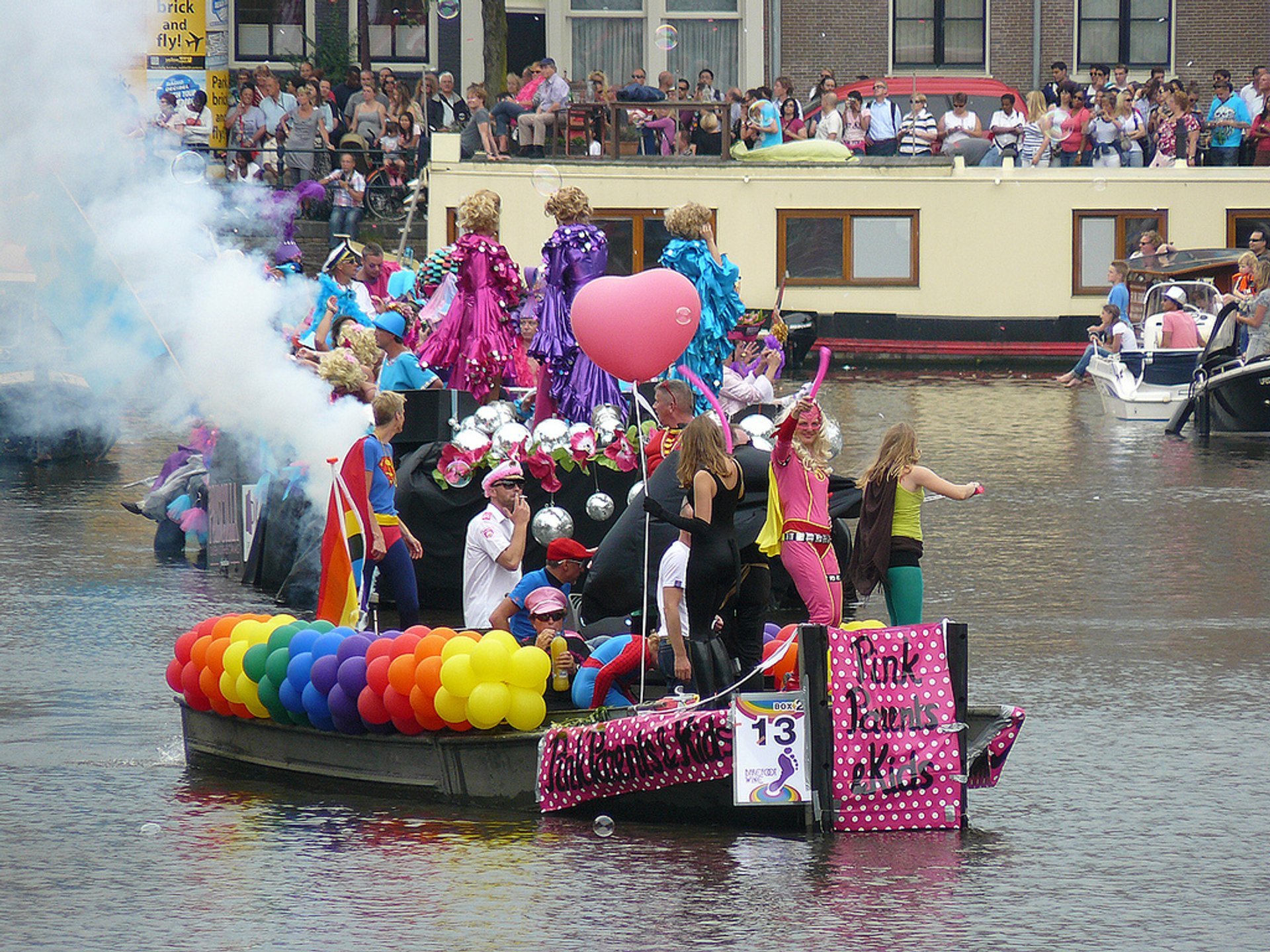 Amsterdam Gay Pride: Canal Parade