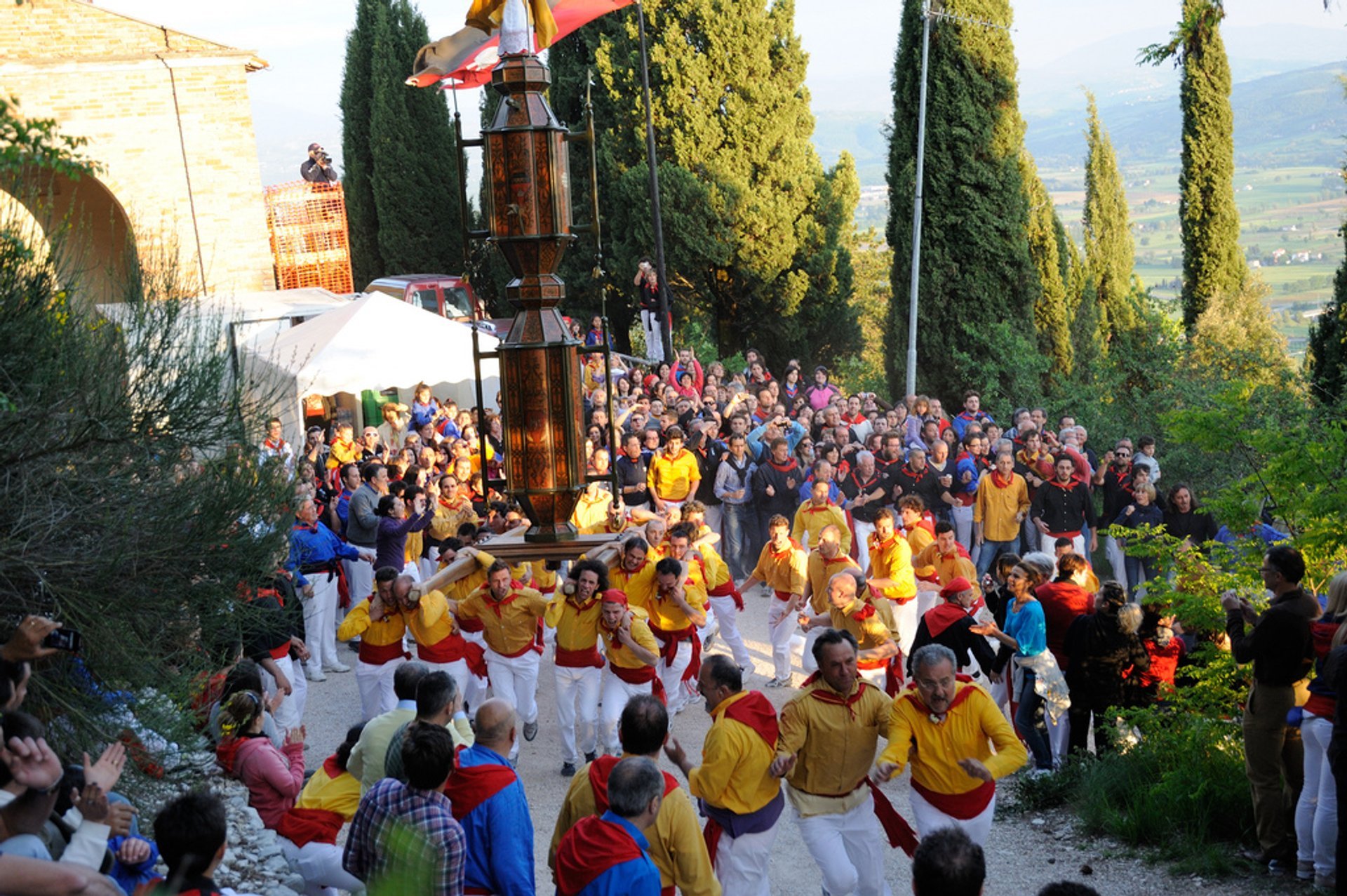 Gubbio Festa dei Ceri y Corsa dei Ceri (Raza de las velas)