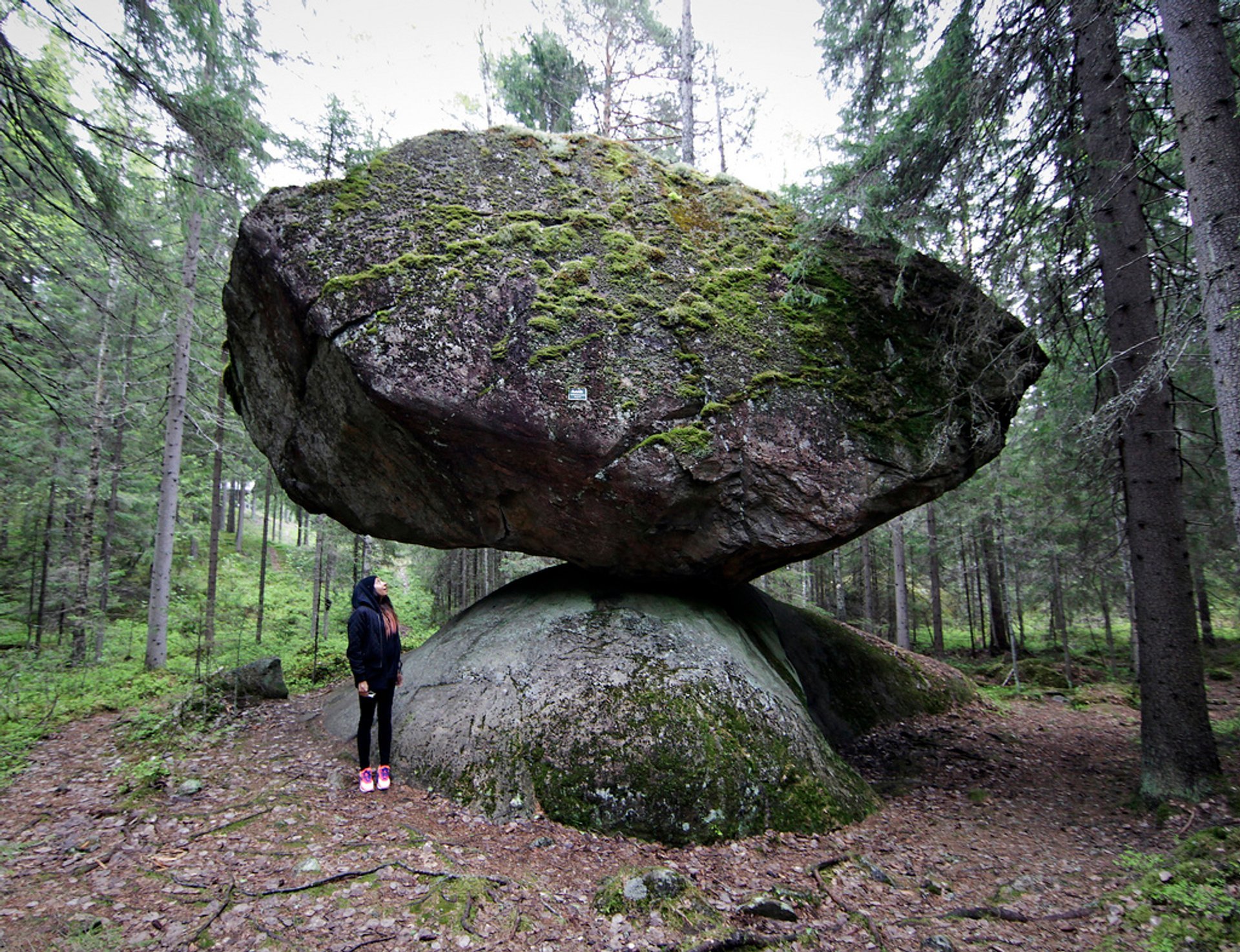 Kummakivi Balancing Rock