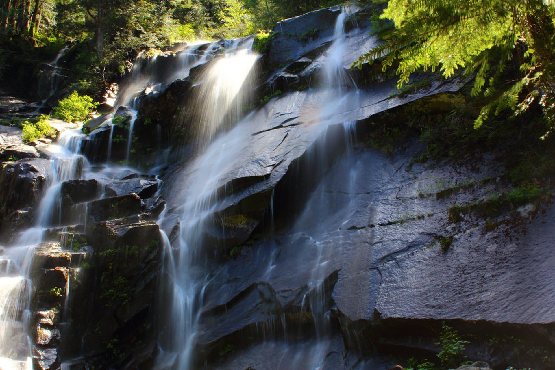 Lake Serene & Bridal Veil Falls