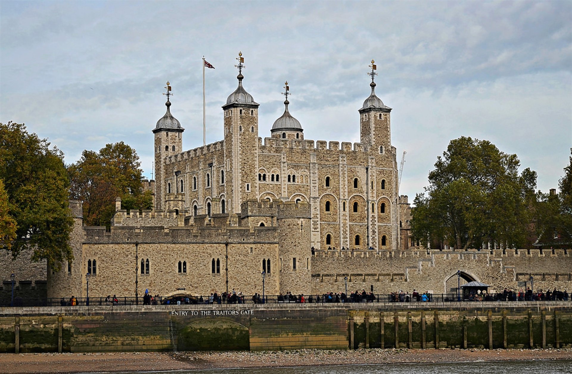 how much to visit tower of london