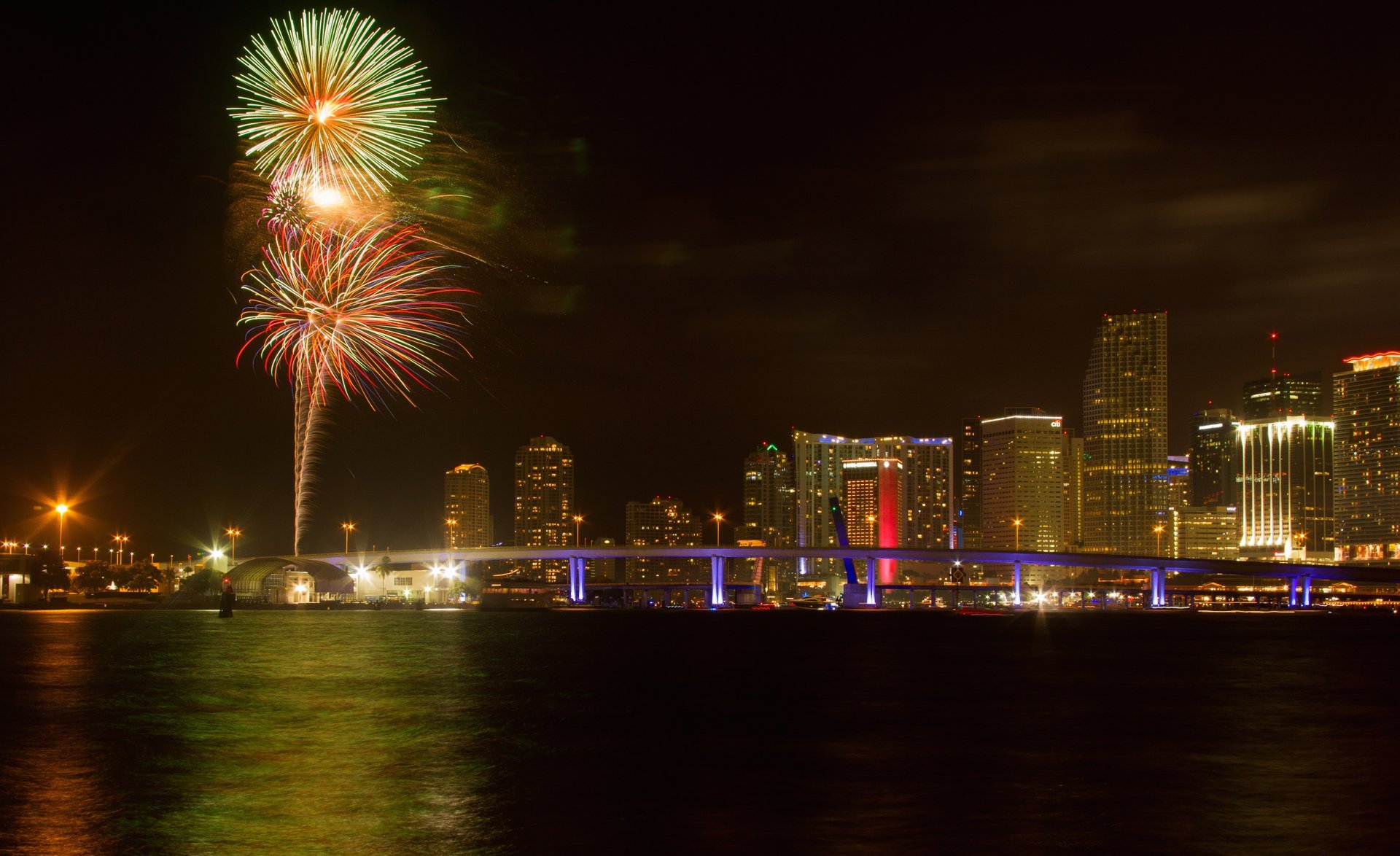 Miami 4. Juli Wochenendveranstaltungen & Feuerwerk