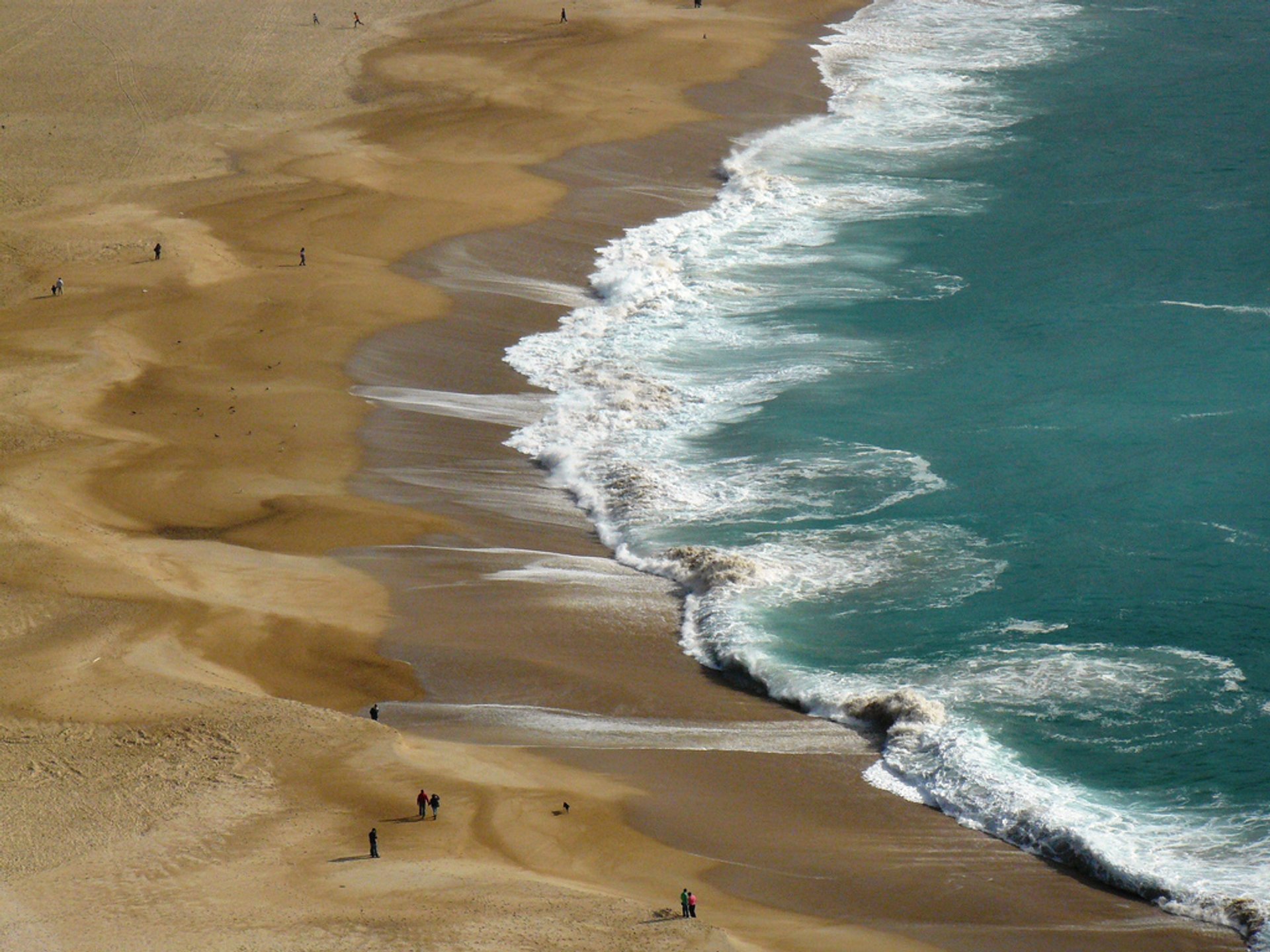 Die Wellen von Nazare