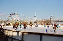 Blue Cross RiverRink Winterfest at Penn's Landing opens Nov. 24, 2023 –  NBC10 Philadelphia