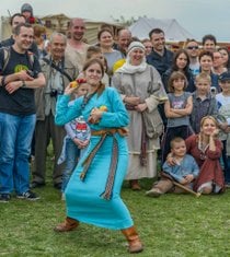 Rękawka (Egg Rolling) Festival auf Krak-Hügel