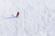 Skifahren und Snowboarding