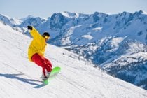 Skifahren und Snowboarden in der Nähe von LA