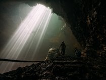 Lumière du ciel (Grotte de Jomblang)