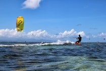 Kitesurfing and Windsurfing