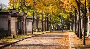 Der Herbstfriedhof Père Lachaise