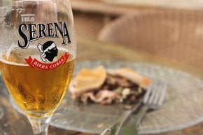 Cerveja de castanho de Corsica