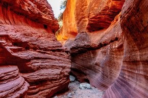Red Canyon (Peek-a-Boo Canyon)