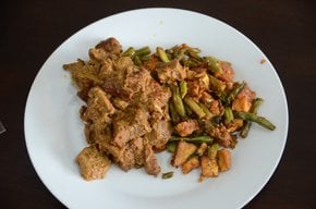 Rendang de carne picante malayo