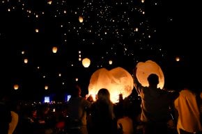 Festival de Lanternas de Luzes Noturnas